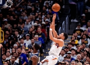 雷火电竞合作-包含76人碾压日本男篮，约基奇统治全场的词条