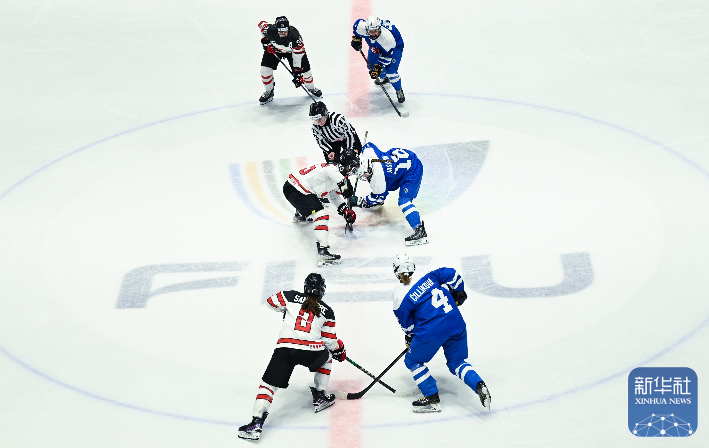 各显神通!球员们在比赛中展现出自己的实力的简单介绍 各显神通!球员们在比赛中展现出自己的实力的简单介绍