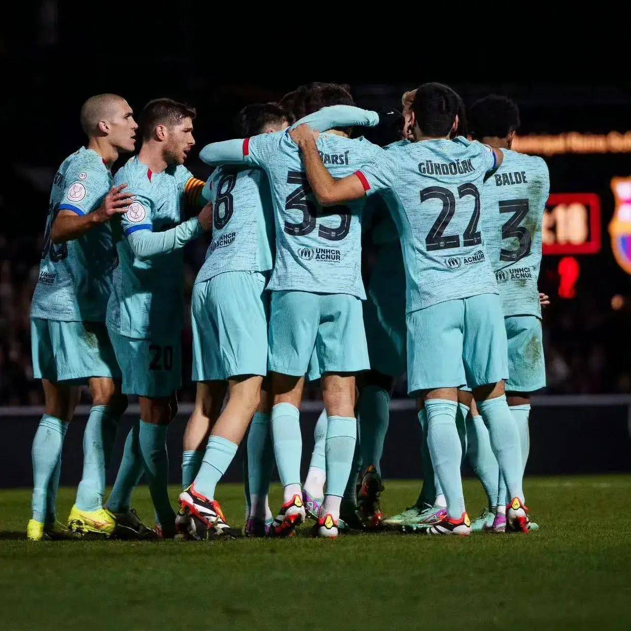 那不勒斯鏖战意大利,乔瓦尼·雷纳高光表现的简单介绍 那不勒斯鏖战意大利,乔瓦尼·雷纳高光表现的简单介绍