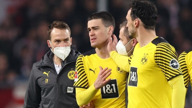 那不勒斯鏖战意大利,乔瓦尼·雷纳高光表现的简单介绍 那不勒斯鏖战意大利,乔瓦尼·雷纳高光表现的简单介绍