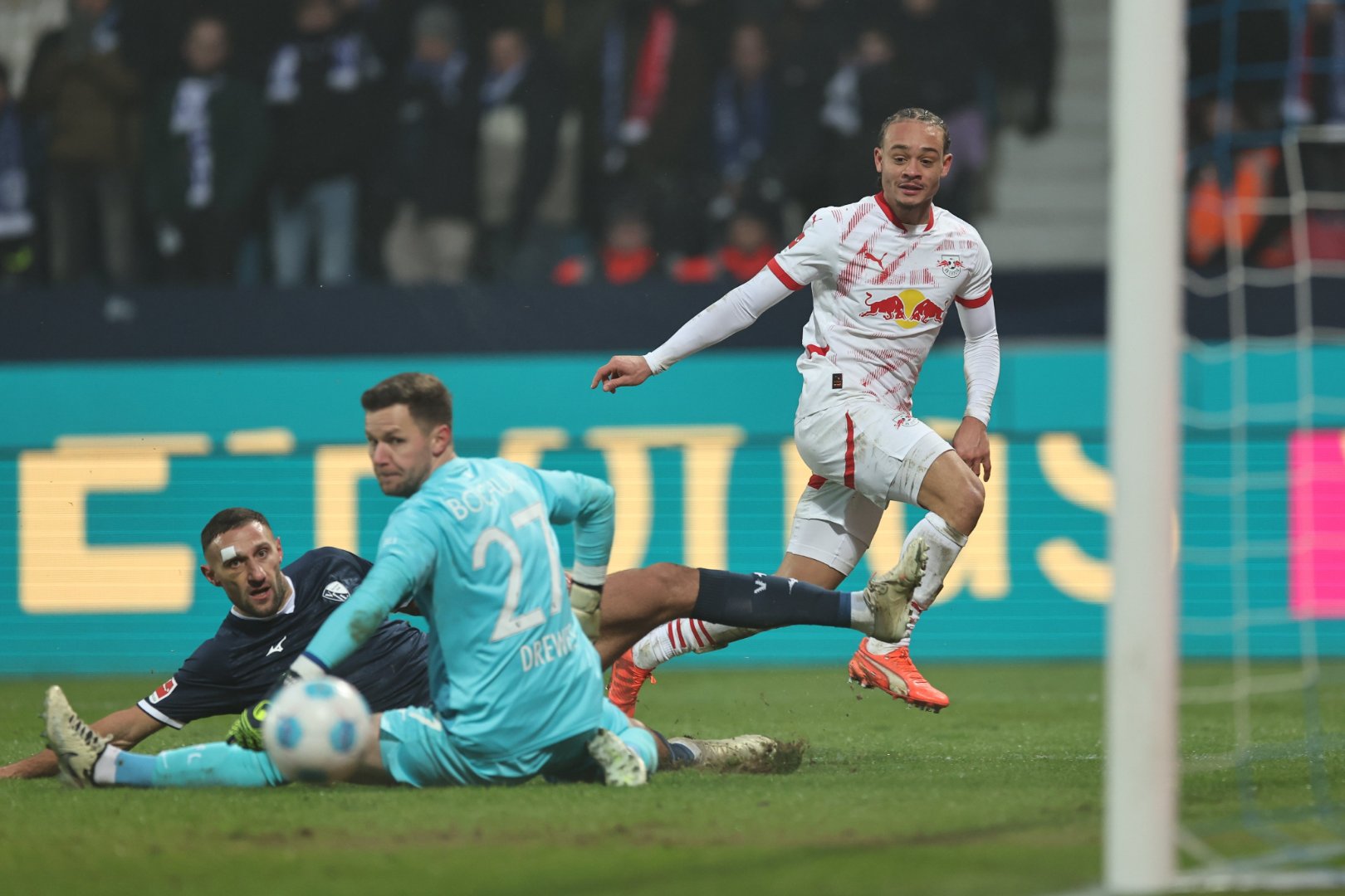 莱比锡红牛横扫西班牙,C罗制霸全场的简单介绍 莱比锡红牛横扫西班牙,C罗制霸全场的简单介绍