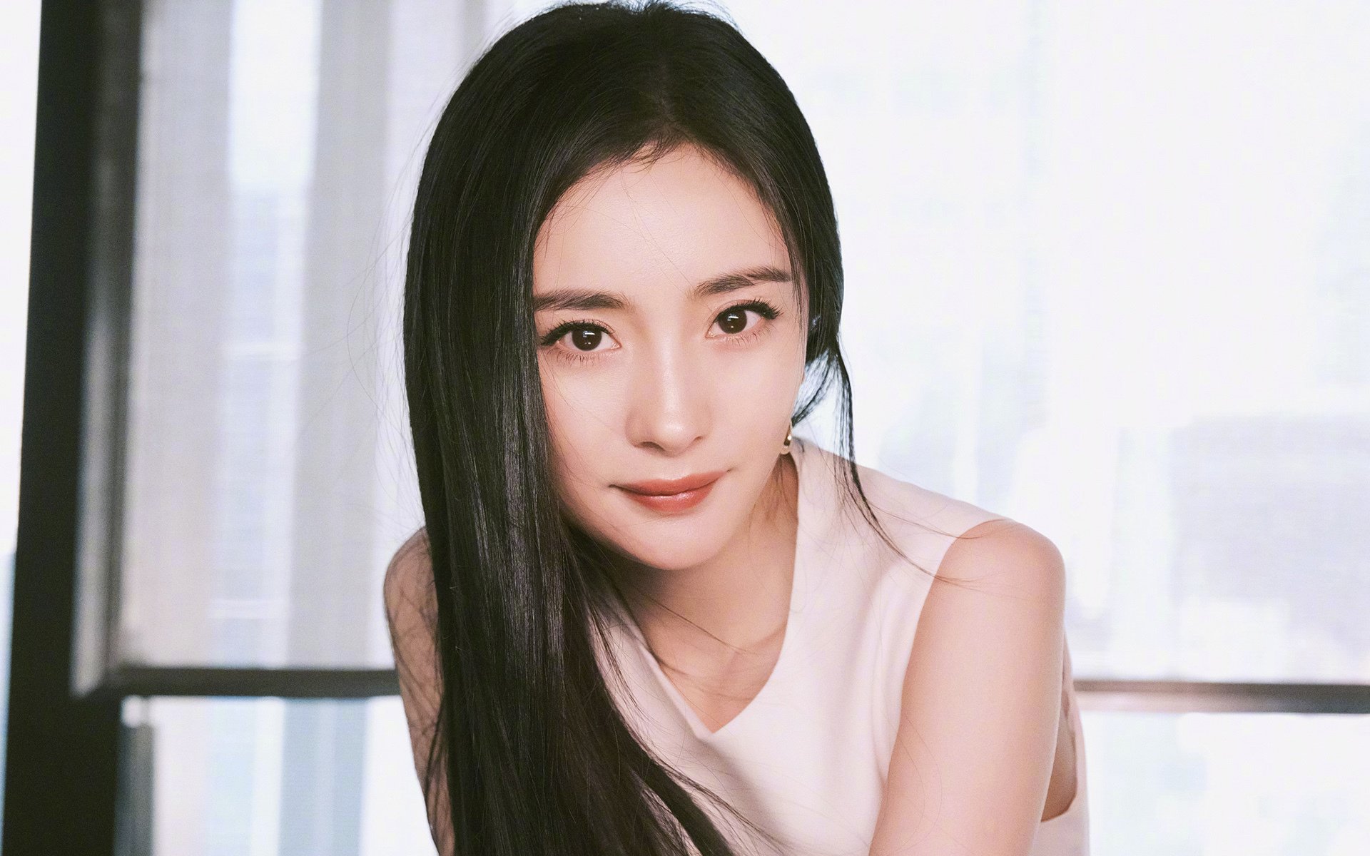 跨越重洋的火力对话，公牛军团碾压深圳，哈登末节封神定乾坤